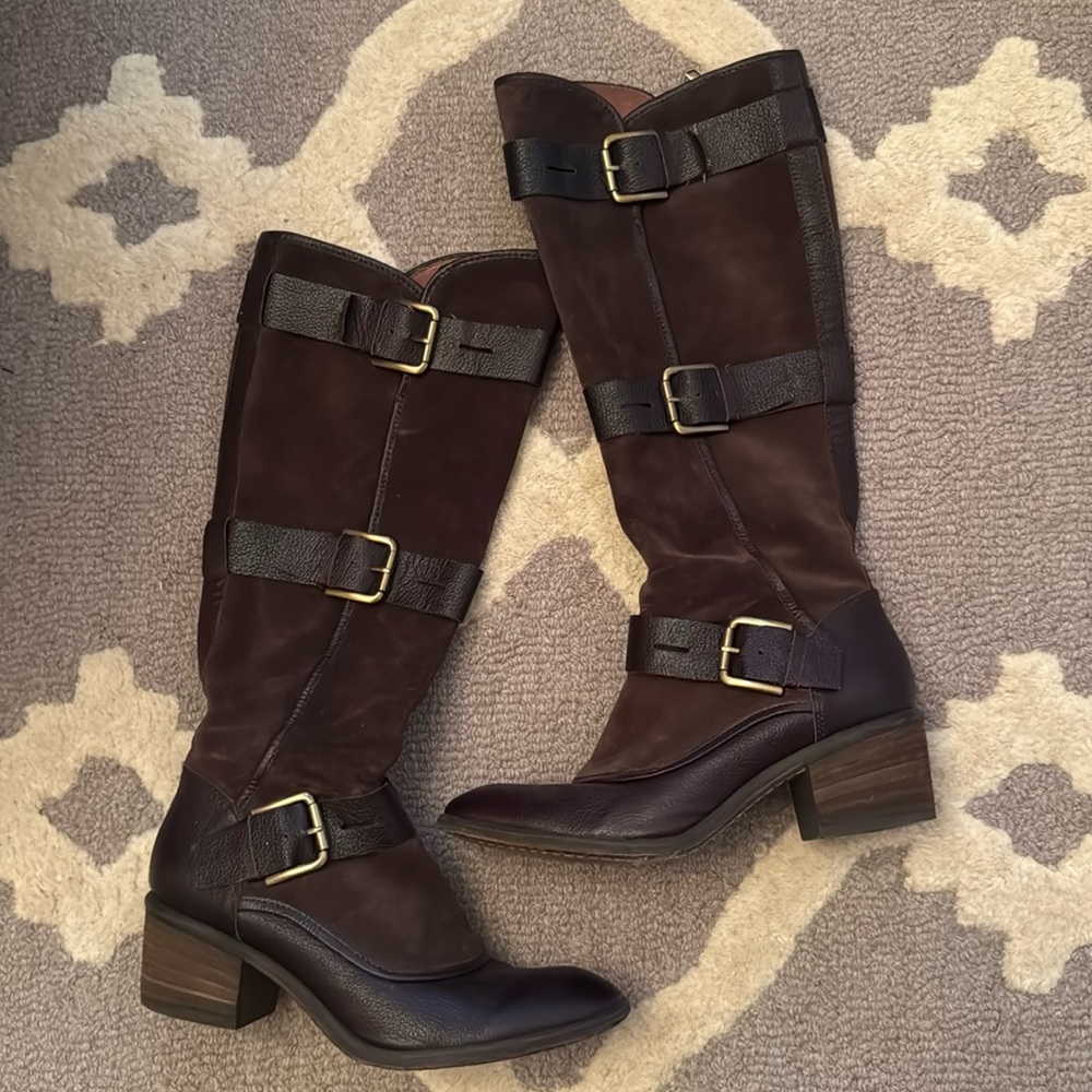 Donald Pliner buckled boots Sz 9